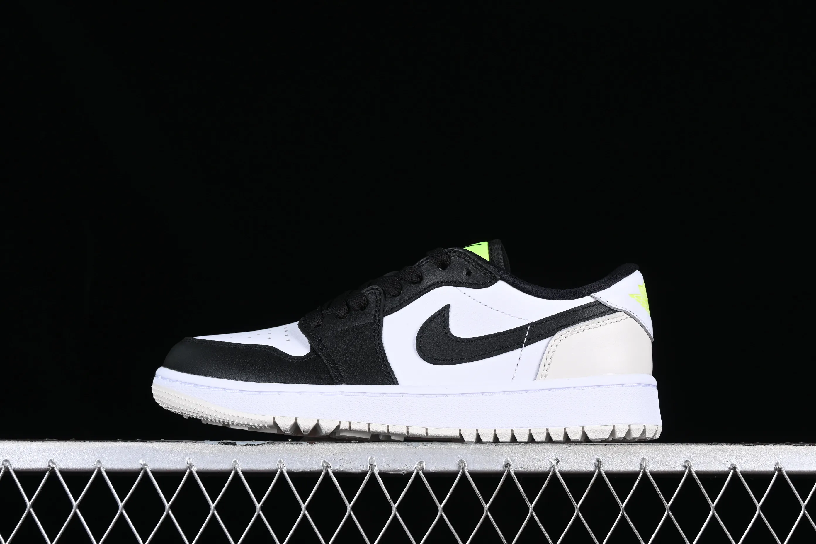 All categories Air Jordan Jordan series basketball shoes Air Jordan 1 Low G version pure original Air Jordan 1 Low Golf AJ1 Joe 1 new golf version white gray DD9315-108